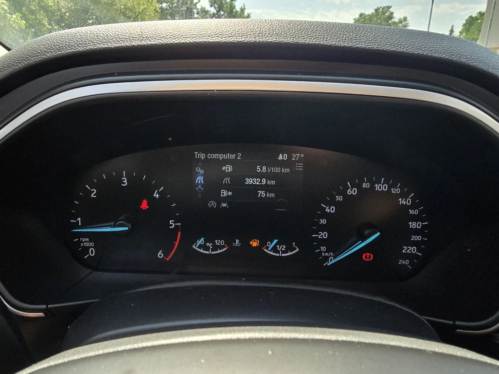 Ford Focus 1.5d 120к.с Топ състояние , снимка 17 - Автомобили и джипове - 53766236