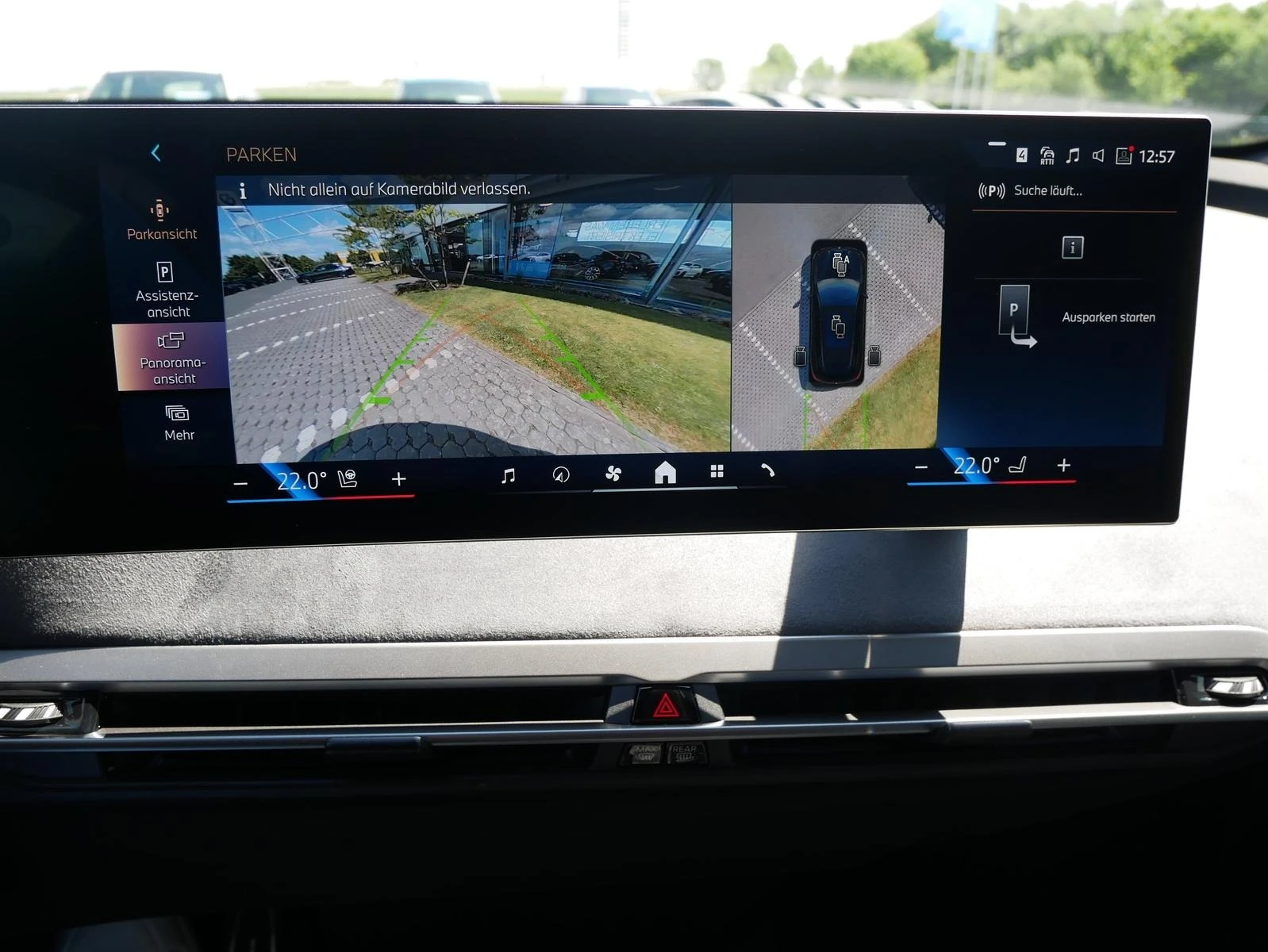 BMW iX xDrive60/FACELIFT/M-SPORT/SKY LOUNGE/H&K/360/, снимка 11 - Автомобили и джипове - 53784035