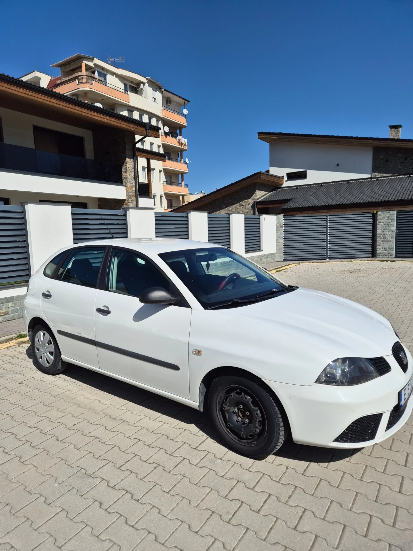 Seat Ibiza, снимка 2 - Автомобили и джипове - 53846468
