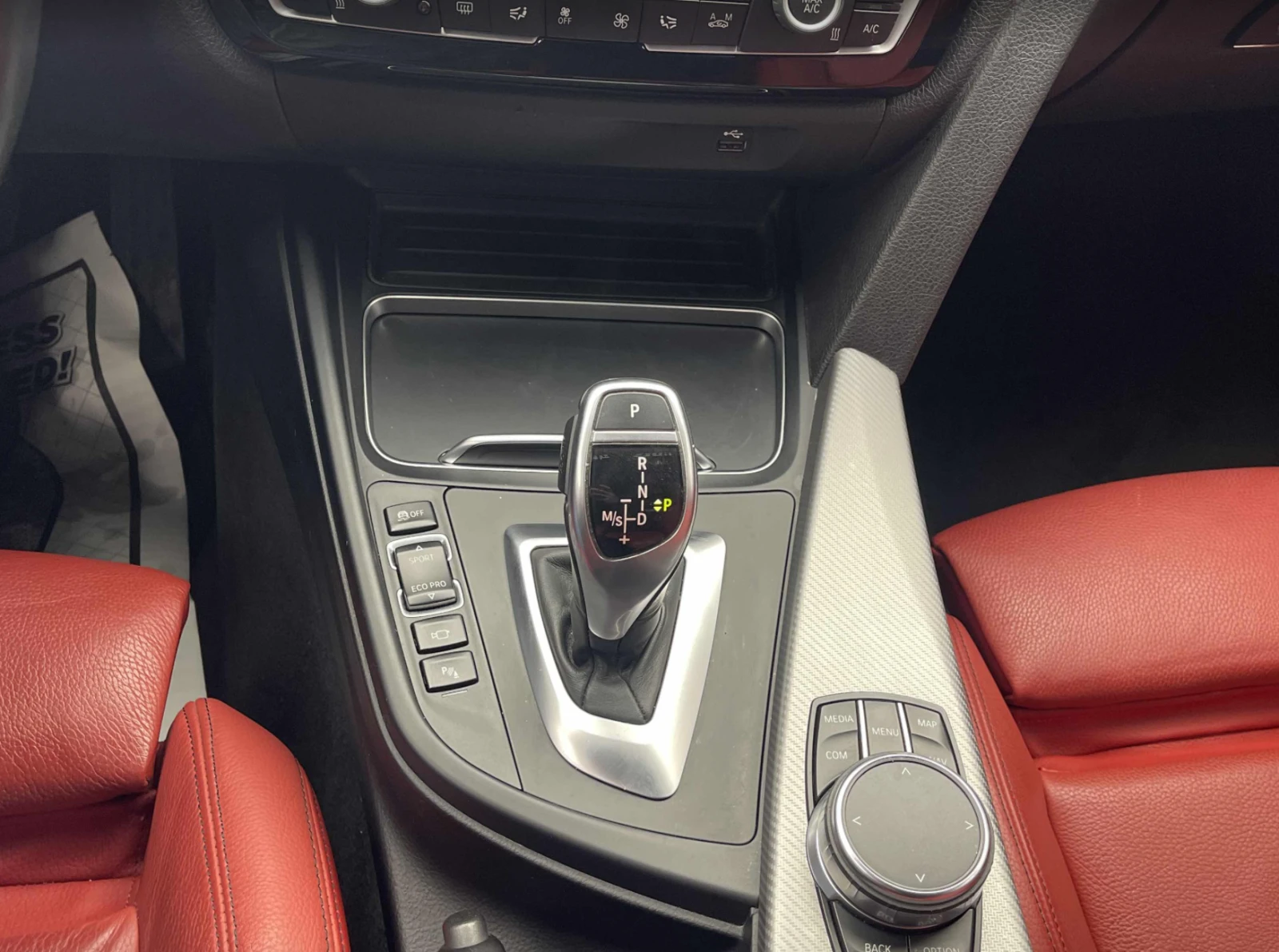 BMW 340 xdRIVE* MPACKAGE* Keyless* Premium audio* PANO* Me, снимка 13 - Автомобили и джипове - 53892279