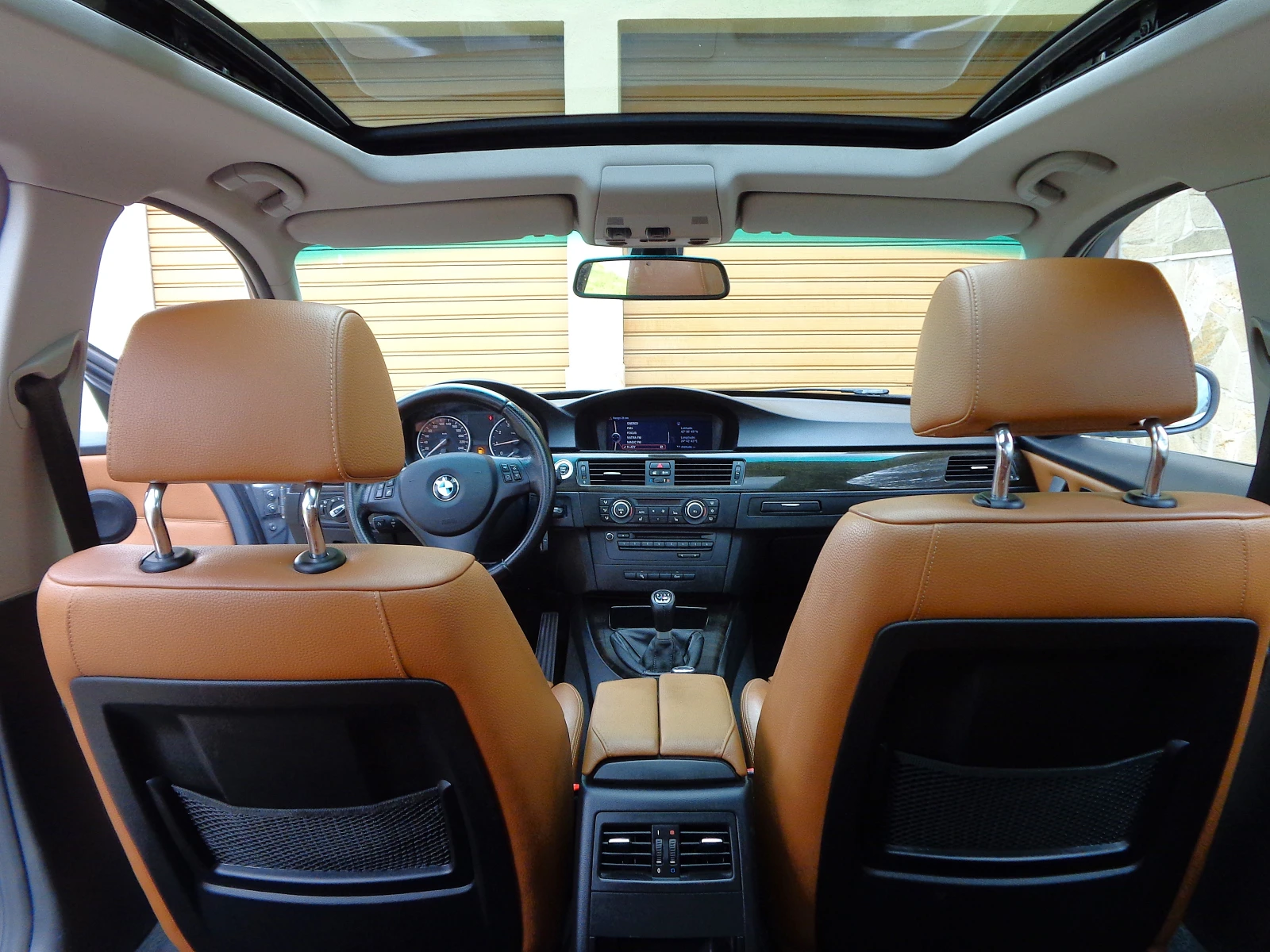 BMW 320 ПАНОРАМА КОЖА М ПАКЕТ, снимка 11 - Автомобили и джипове - 53915185