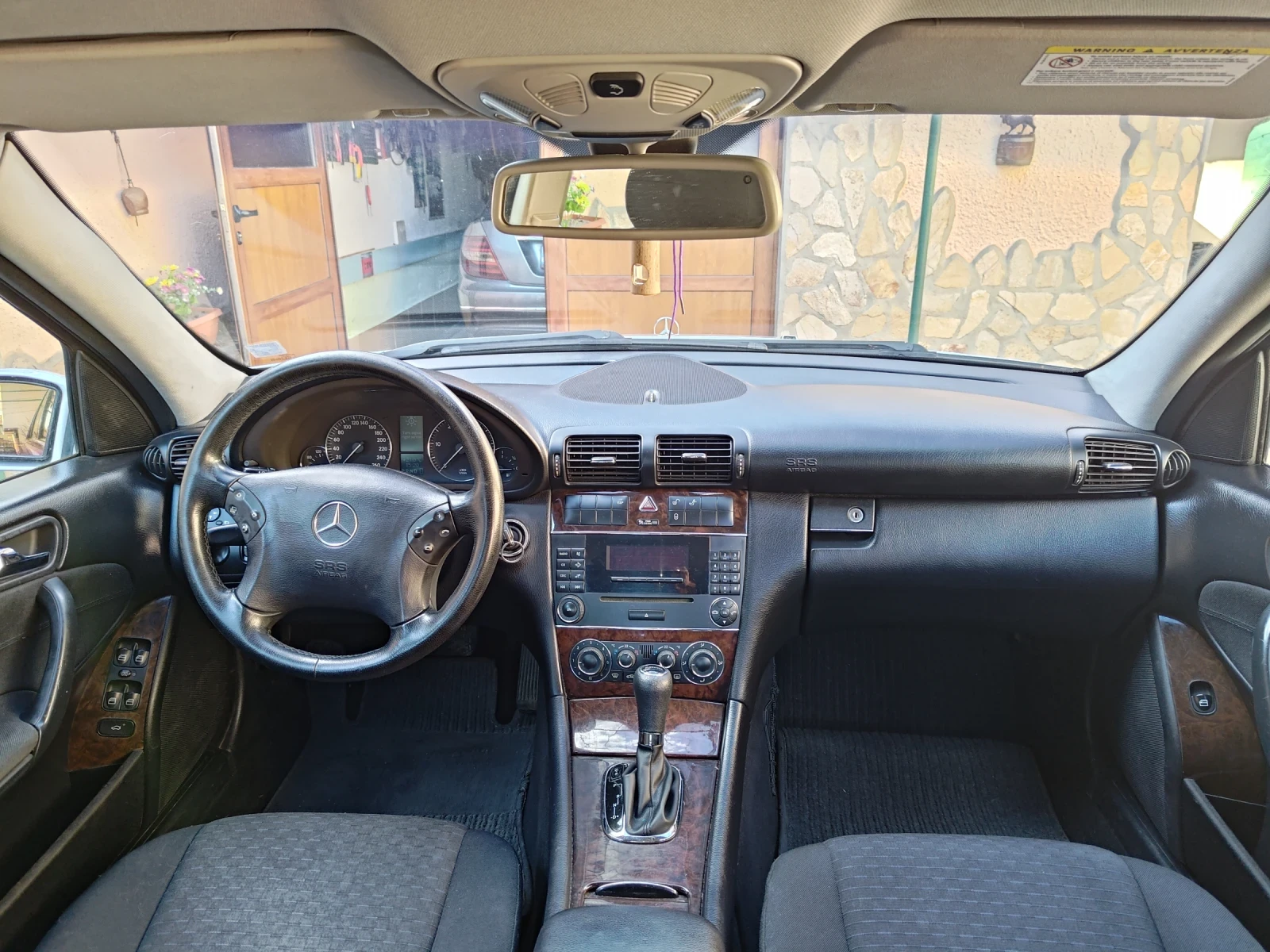 Mercedes-Benz C 220, снимка 17 - Автомобили и джипове - 54099838