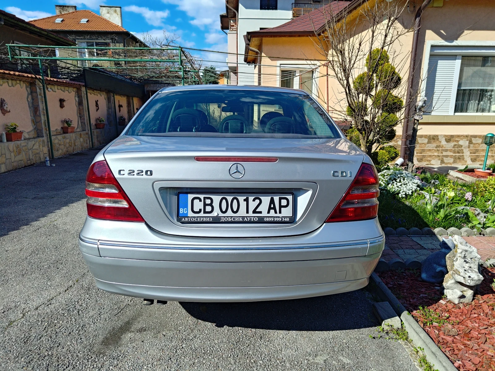 Mercedes-Benz C 220, снимка 8 - Автомобили и джипове - 54099838