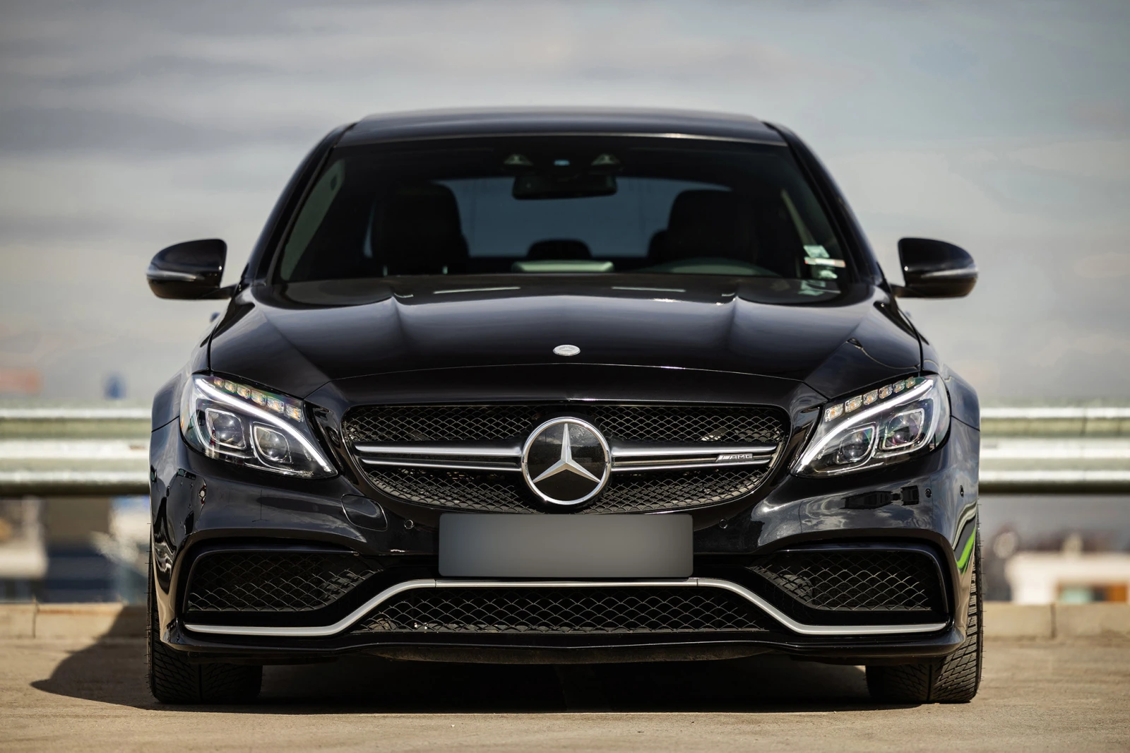 Mercedes-Benz C 63 AMG S, снимка 2 - Автомобили и джипове - 54190315