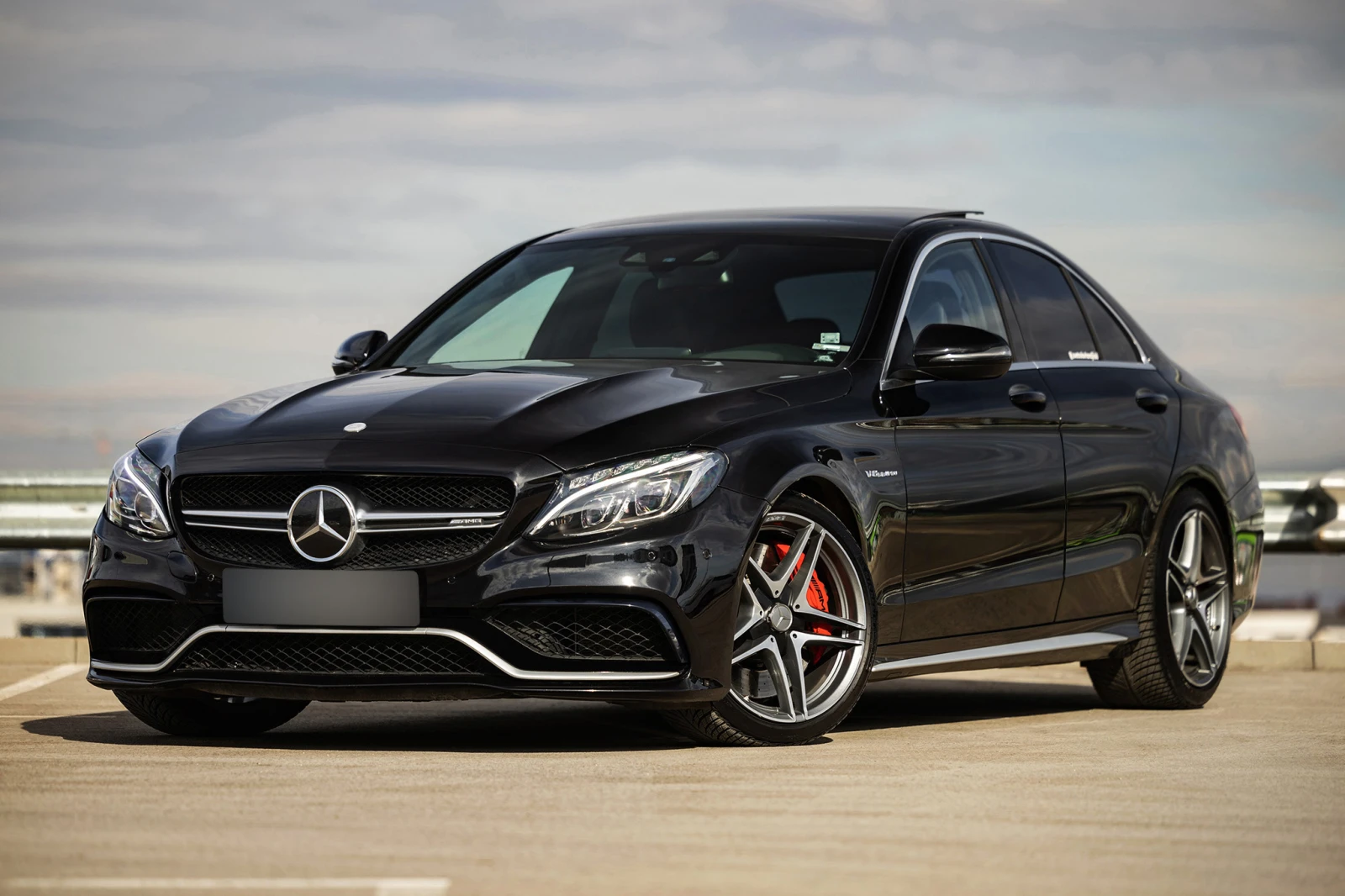 Mercedes-Benz C 63 AMG S, снимка 3 - Автомобили и джипове - 54190315