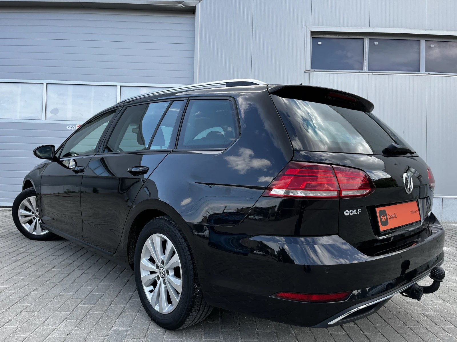 VW Golf Variant 1.6 TDI TUV Distronic, CarPlay, ������ ������ | Mobile.bg � ����������� 3