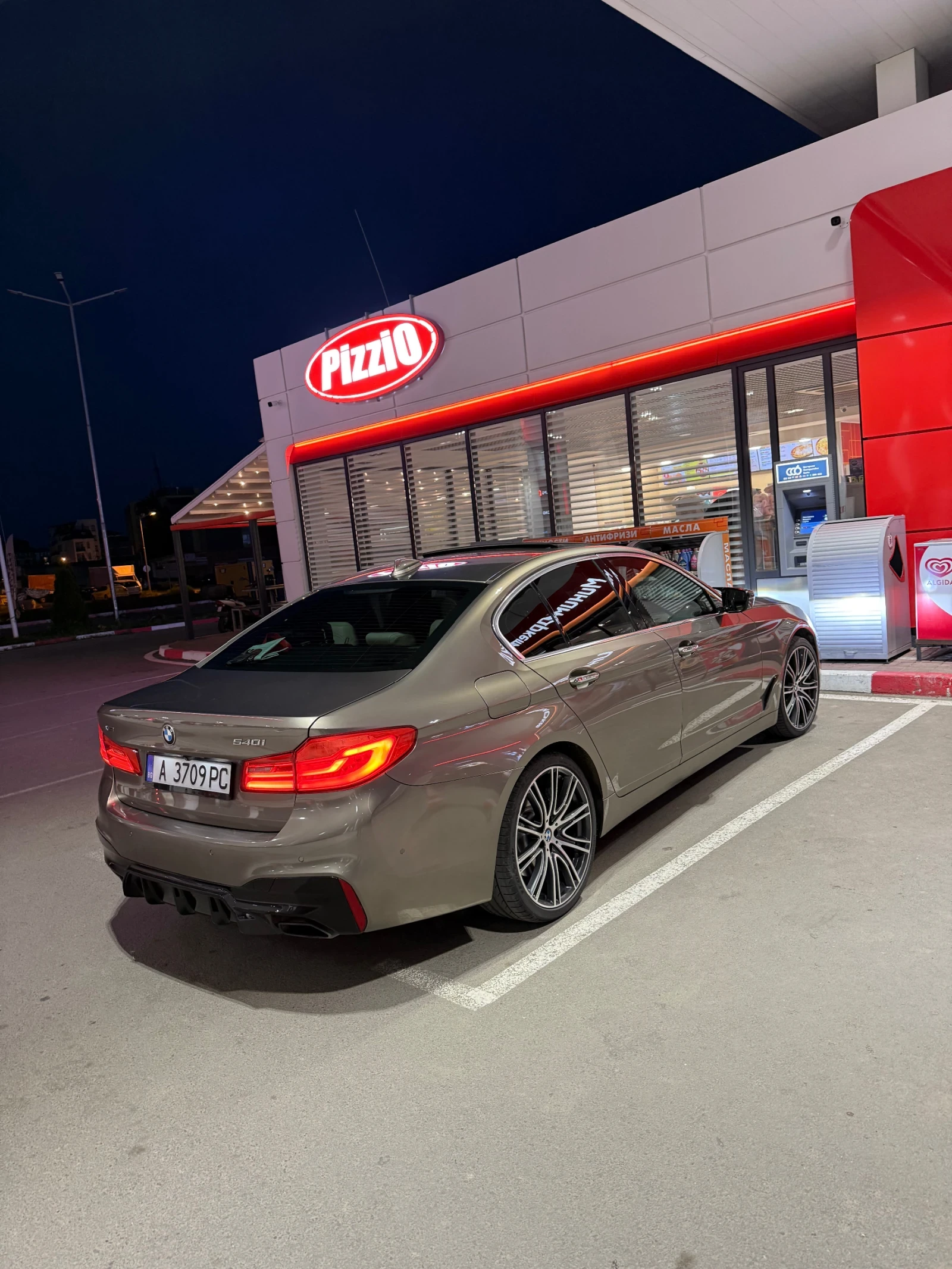 BMW 540 540i Xdrive, снимка 4 - Автомобили и джипове - 54272835