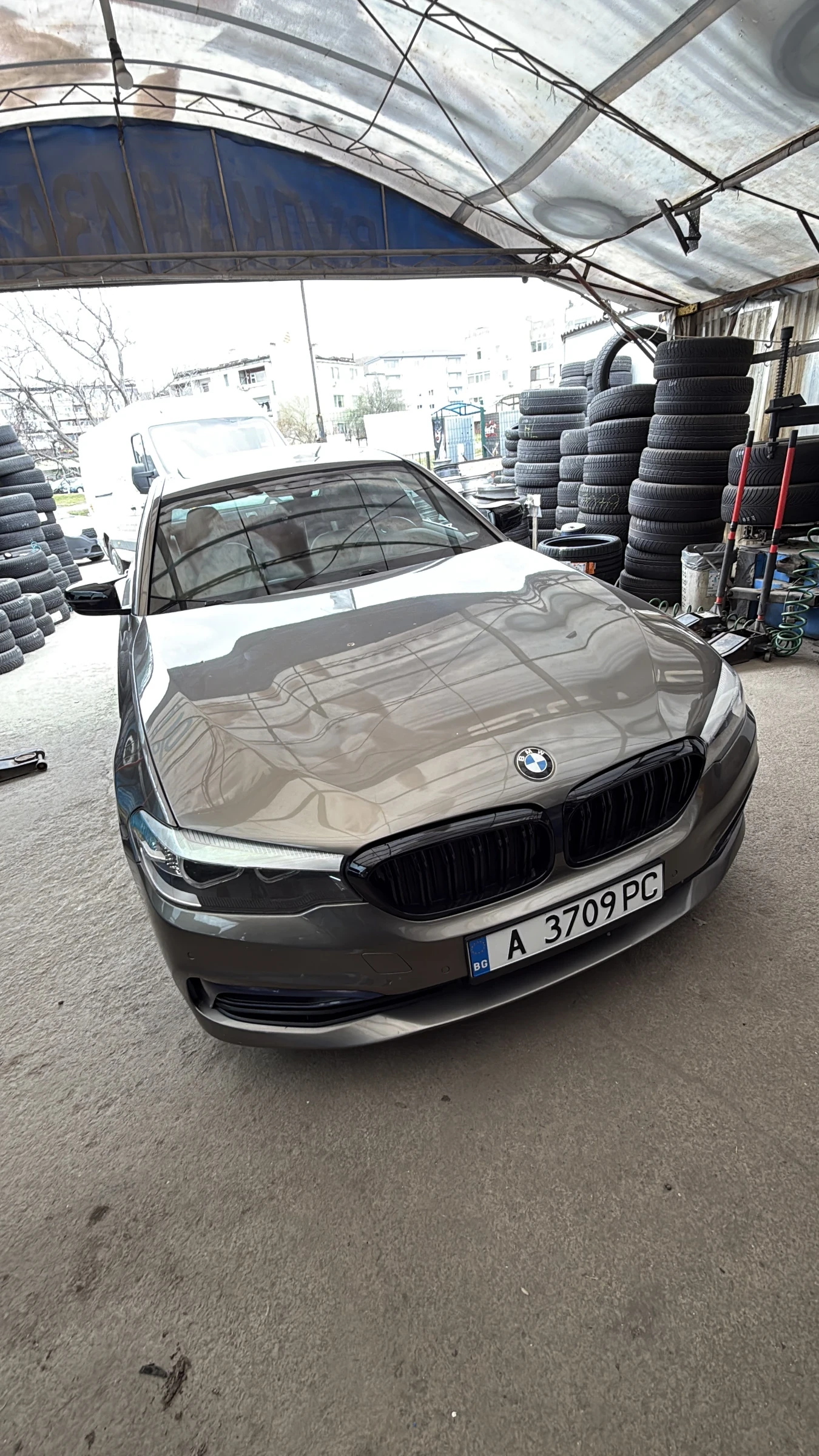 BMW 540 540i Xdrive, снимка 16 - Автомобили и джипове - 54272835