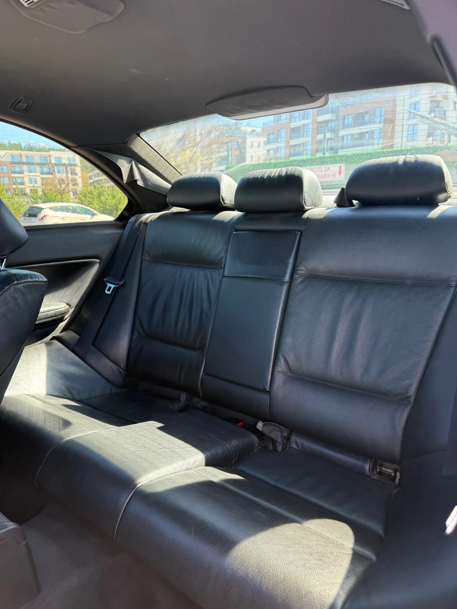 BMW 330, снимка 10 - Автомобили и джипове - 54549592