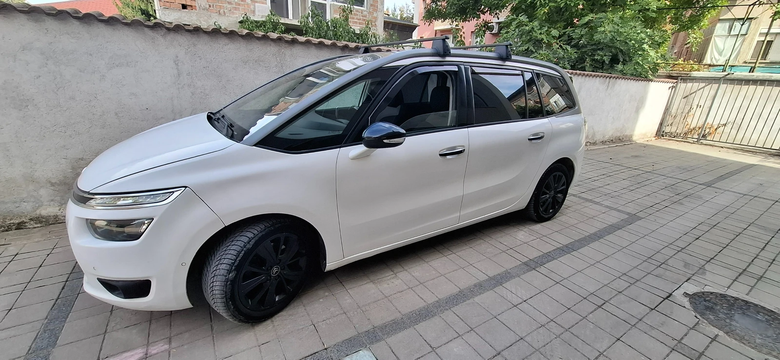 Citroen Grand C4 Picasso, снимка 14 - Автомобили и джипове - 56287928