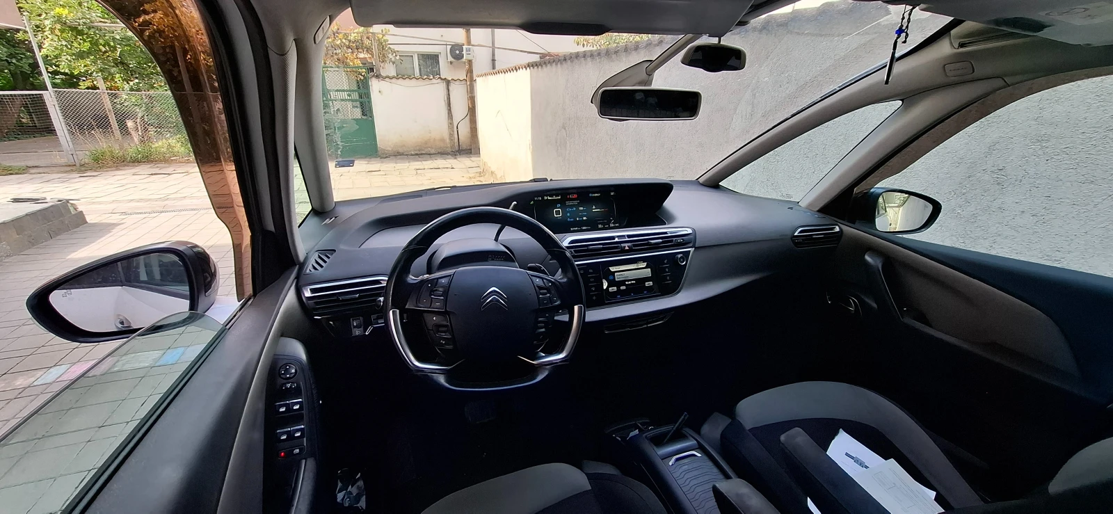 Citroen Grand C4 Picasso, снимка 7 - Автомобили и джипове - 56287928