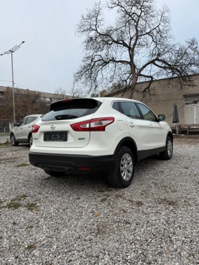 Nissan Qashqai 1.5dci 110kc 4X4, снимка 6