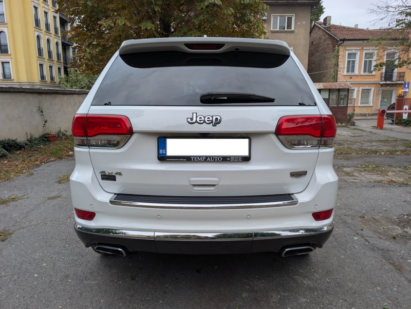 Jeep Grand cherokee Summit, снимка 4 - Автомобили и джипове - 52588321