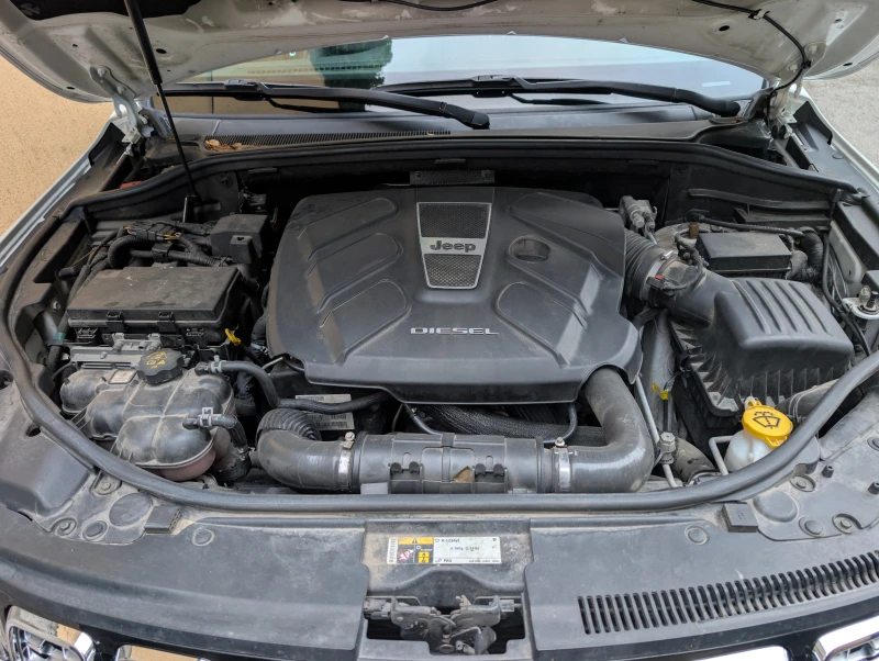 Jeep Grand cherokee Summit, снимка 17 - Автомобили и джипове - 52588321