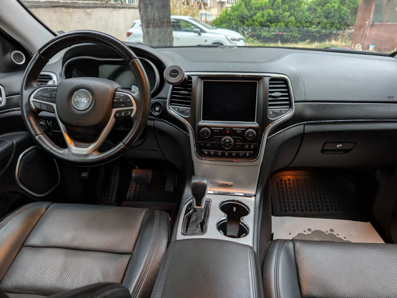 Jeep Grand cherokee Summit, снимка 11 - Автомобили и джипове - 52588321