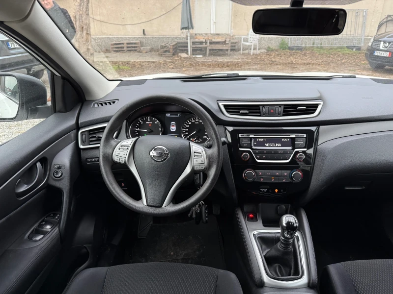 Nissan Qashqai 1.5dci 110kc 4X4, снимка 14 - Автомобили и джипове - 52457001