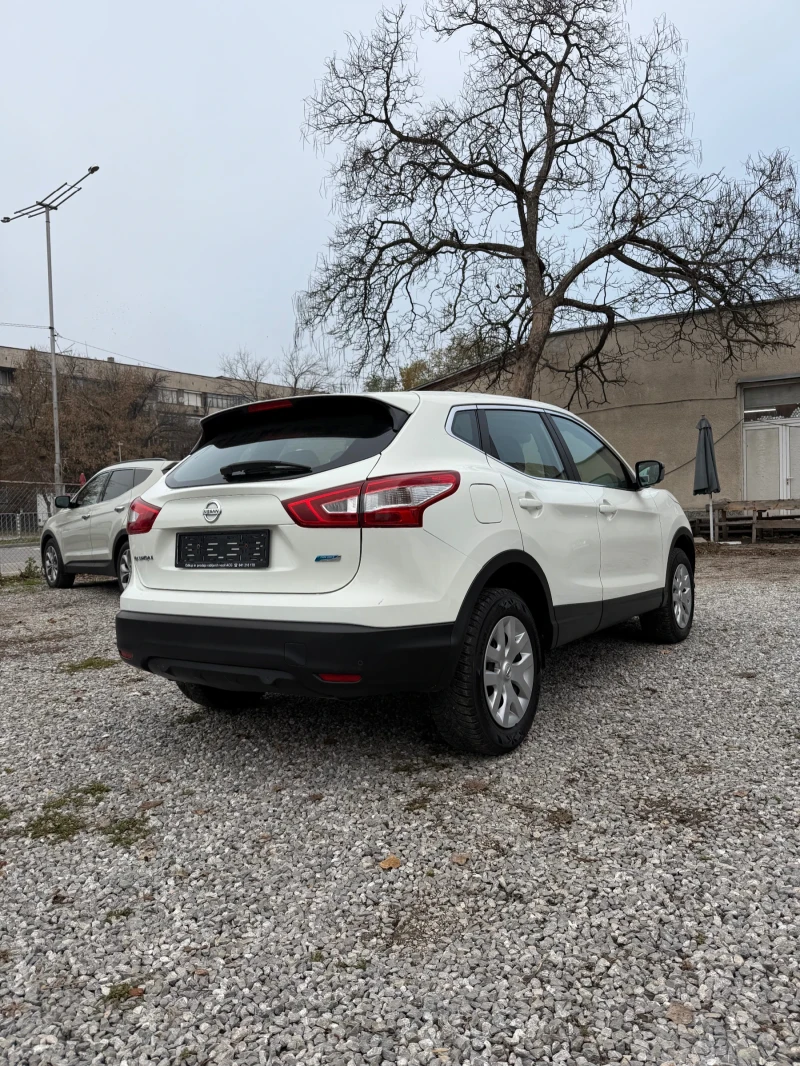 Nissan Qashqai 1.5dci 110kc 4X4, снимка 6 - Автомобили и джипове - 52457001