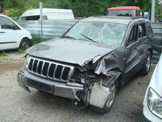 Jeep Grand cherokee 3.0, снимка 2 - Автомобили и джипове - 46834029