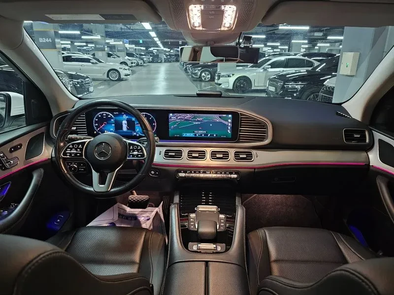 Mercedes-Benz GLE 300 D 4MATIC AMG PACK!!!, снимка 11 - Автомобили и джипове - 55010989