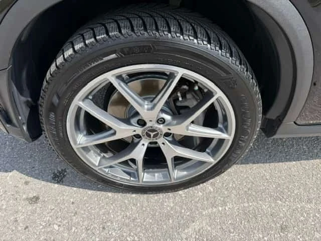 Mercedes-Benz GLC 300 * CARFAX * ОПЦИЯ ЗА ФИНАНСИРАНЕ, снимка 17 - Автомобили и джипове - 55772001