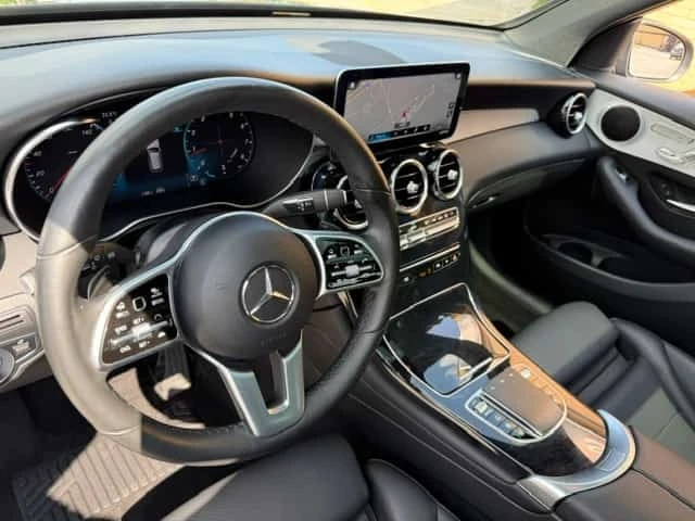 Mercedes-Benz GLC 300 * CARFAX * ОПЦИЯ ЗА ФИНАНСИРАНЕ, снимка 5 - Автомобили и джипове - 55772001