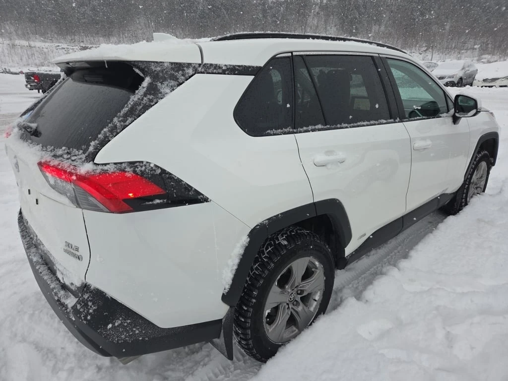 Toyota Rav4 * HYBRID XLE * CARFAX * БЕЗ ПЪРВОНАЧАЛНА ВНОСКА - изображение 3
