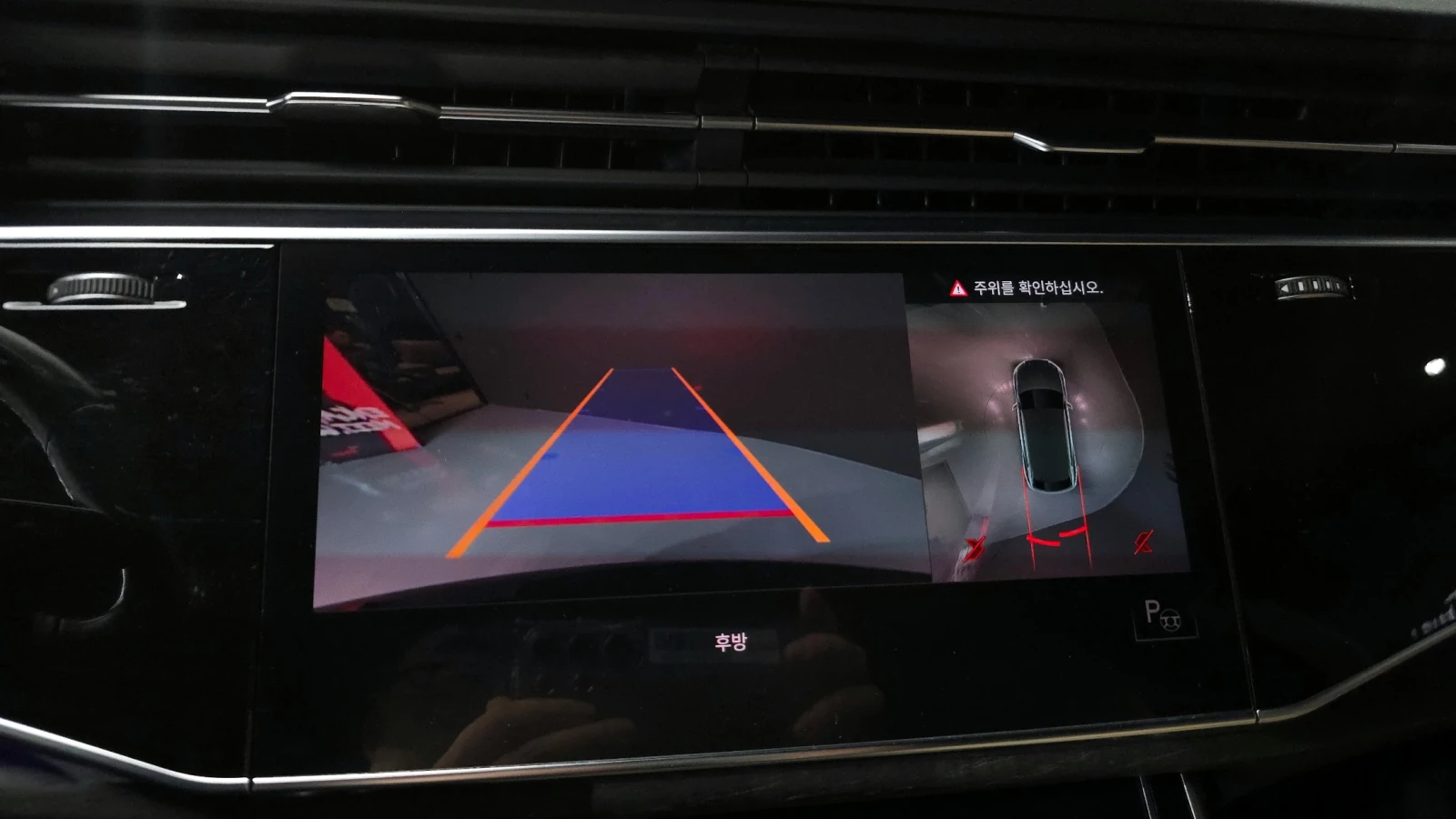 Audi Q8 MATRIX / DISTORNIC / ОБДУХВАНЕ / ПОДГРЕВИ / HEADUP, снимка 12 - Автомобили и джипове - 53930716