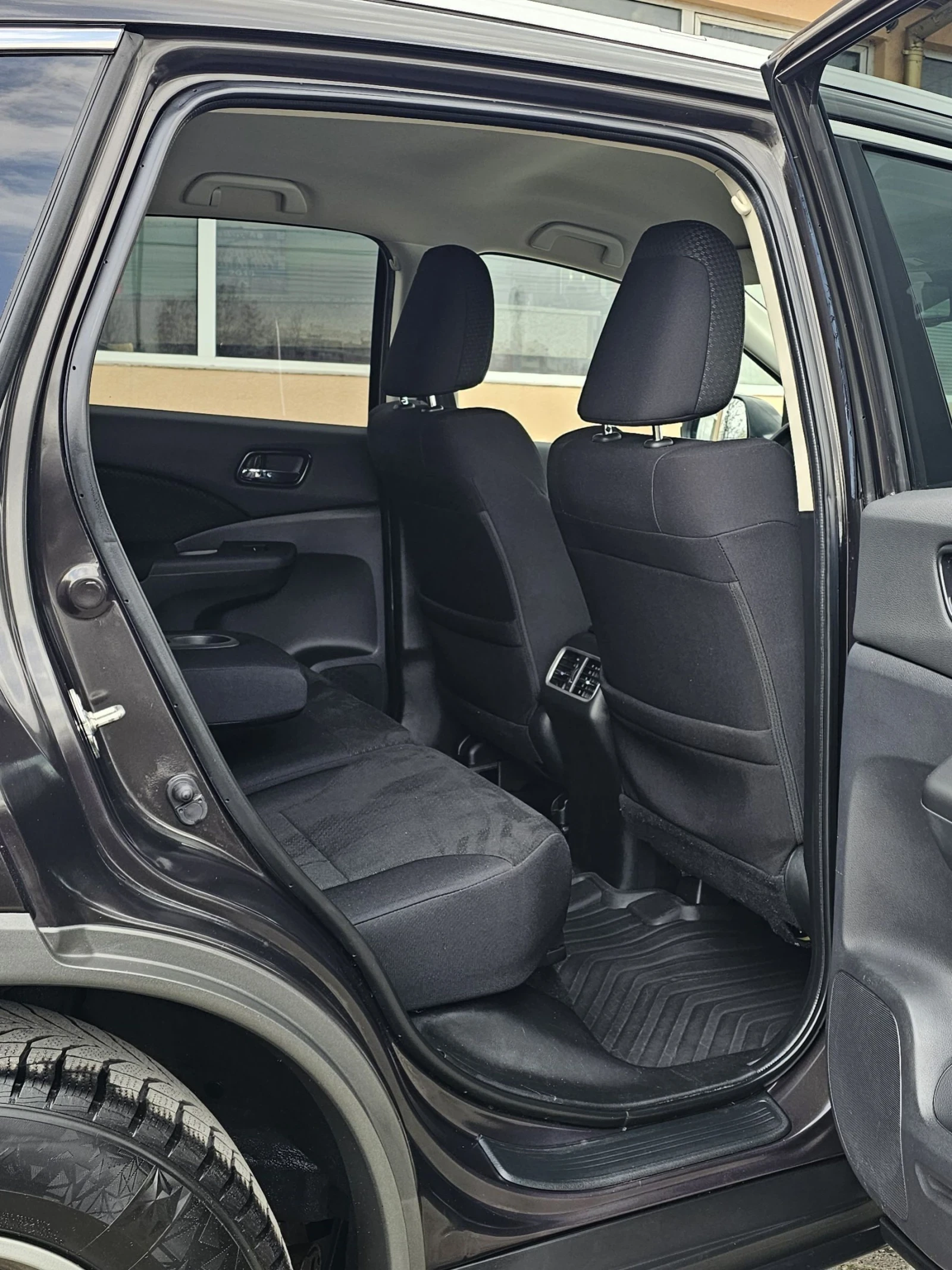 Honda Cr-v 2.0i-VTEC Elegance 4WD Пълна Сервизна История, снимка 10 - Автомобили и джипове - 54150569