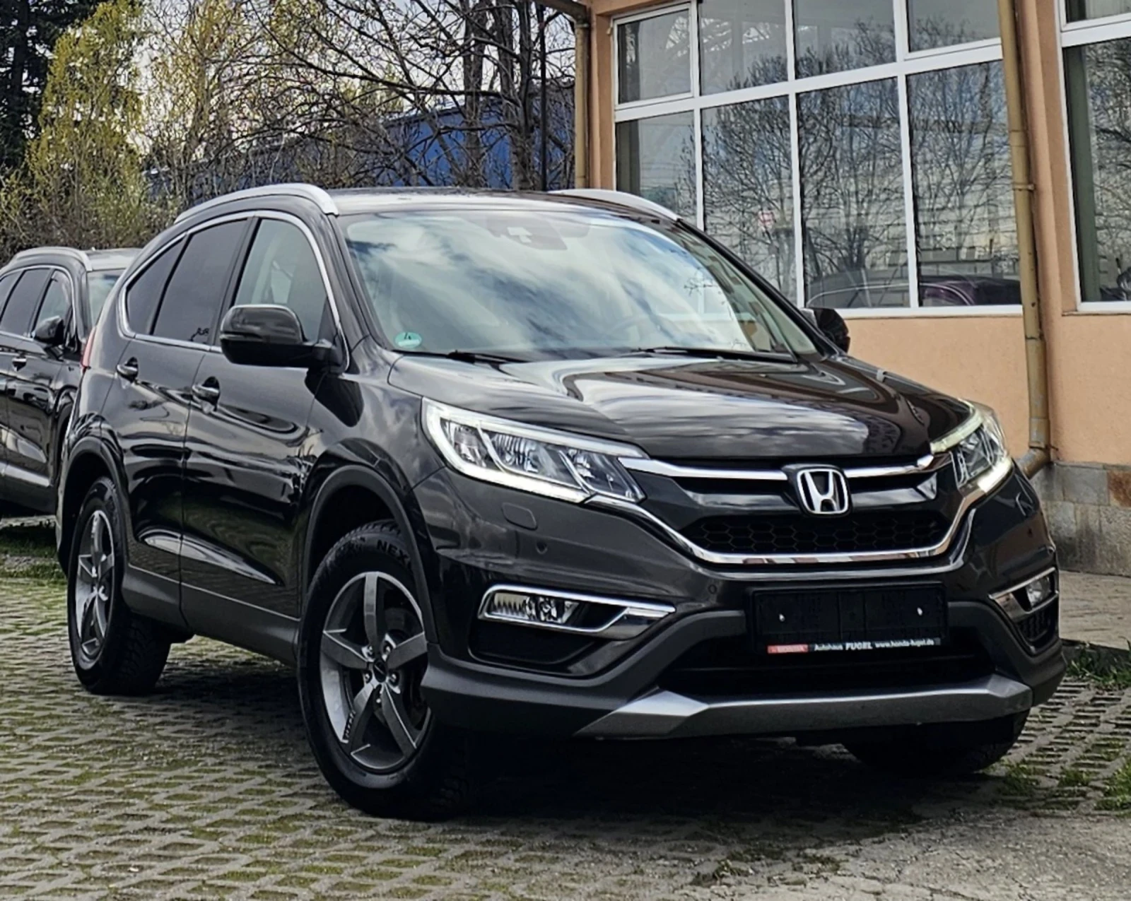 Honda Cr-v 2.0i-VTEC Elegance 4WD Пълна Сервизна История, снимка 2 - Автомобили и джипове - 54150569