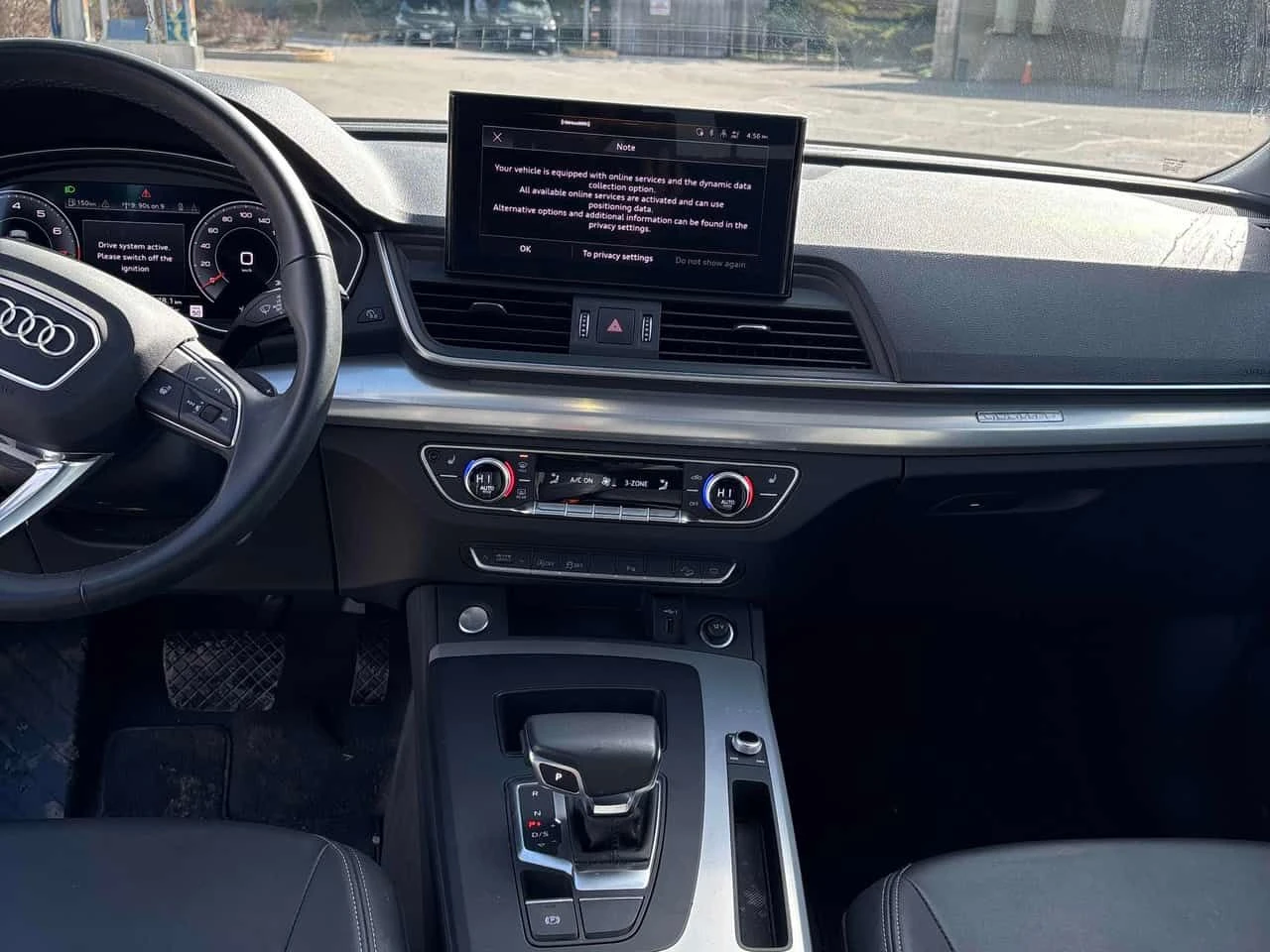 Audi Q5 | DISTRONIC | ПАНОРАМА | ДВА КЛЮЧА | CARFAX, снимка 9 - Автомобили и джипове - 54373520