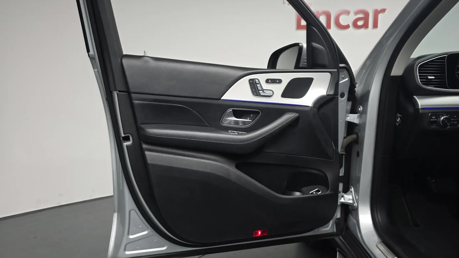 Mercedes-Benz GLE 300, снимка 13 - Автомобили и джипове - 54756294