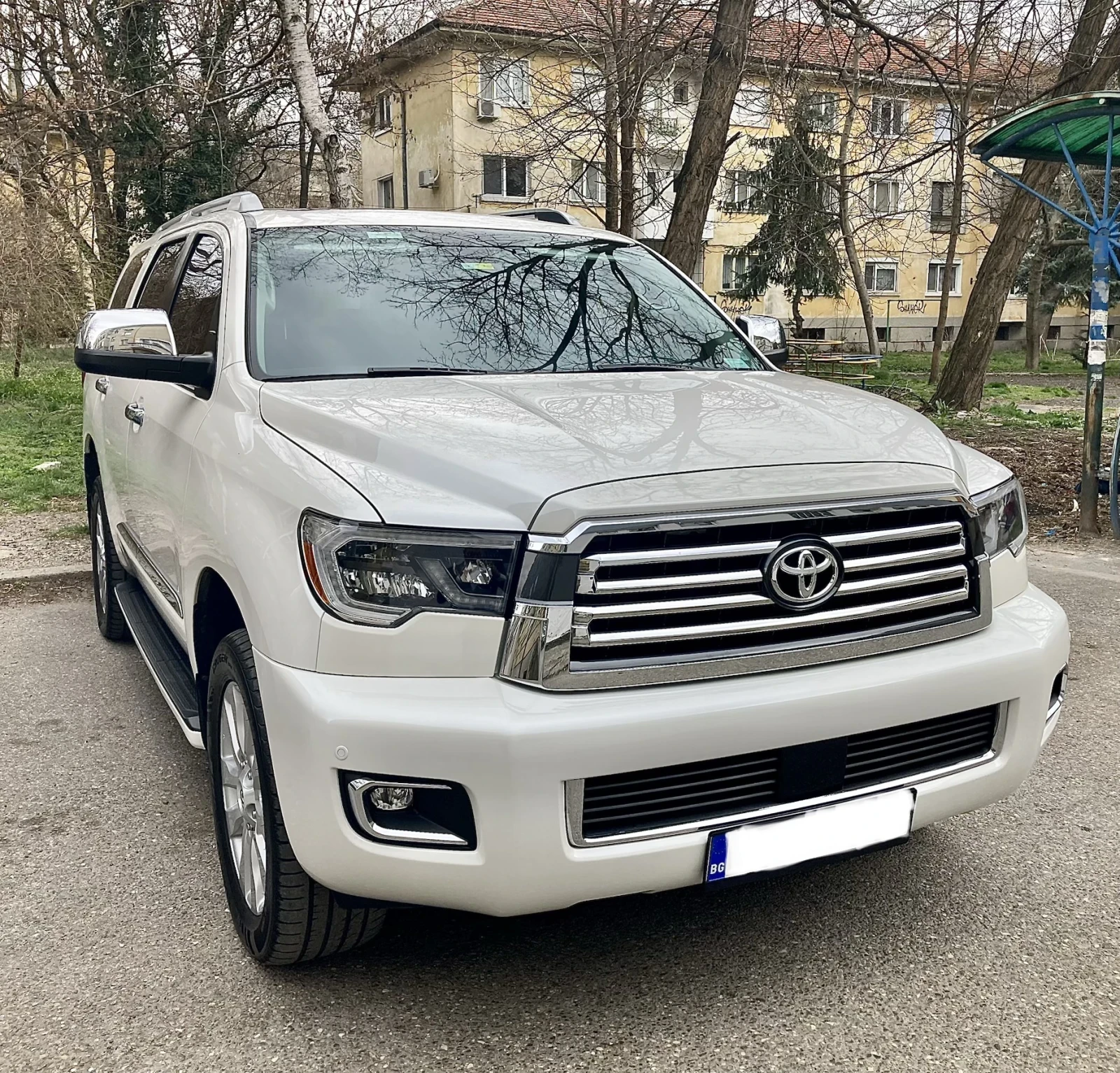 Toyota Sequoia Platinum 4x4