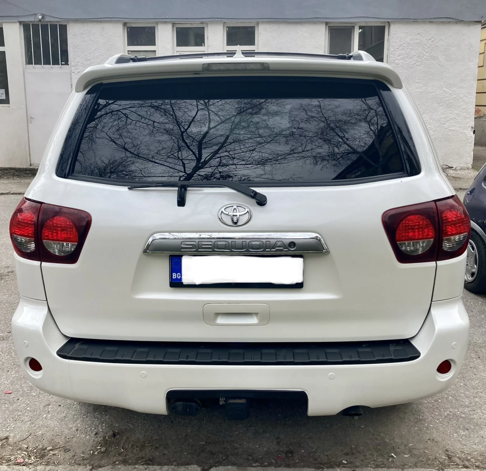 Toyota Sequoia Platinum 4x4, снимка 3 - Автомобили и джипове - 54901290