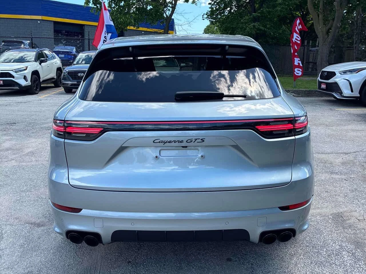 Porsche Cayenne * GTS * CARFAX * БЕЗ ПЪРВОНАЧАЛНА ВНОСКА, снимка 4 - Автомобили и джипове - 55269329