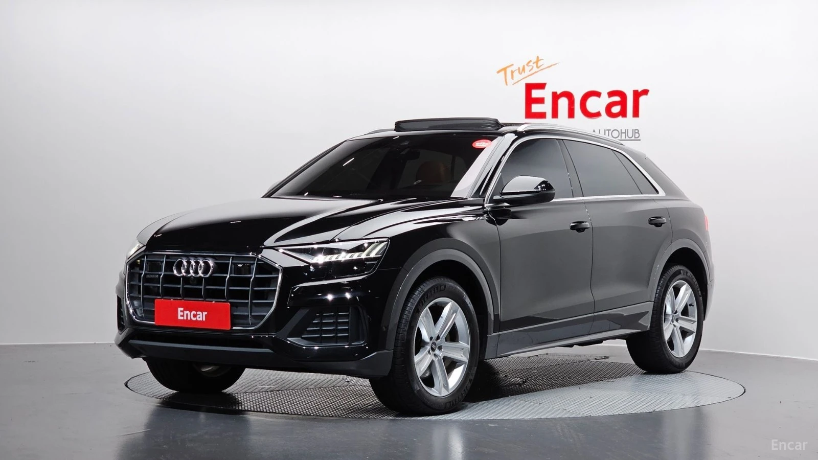Audi Q8 45 TDI QUATTRO PREMIUM* HUD* КОЖА* ОБДУХВ* НАВИ* П
