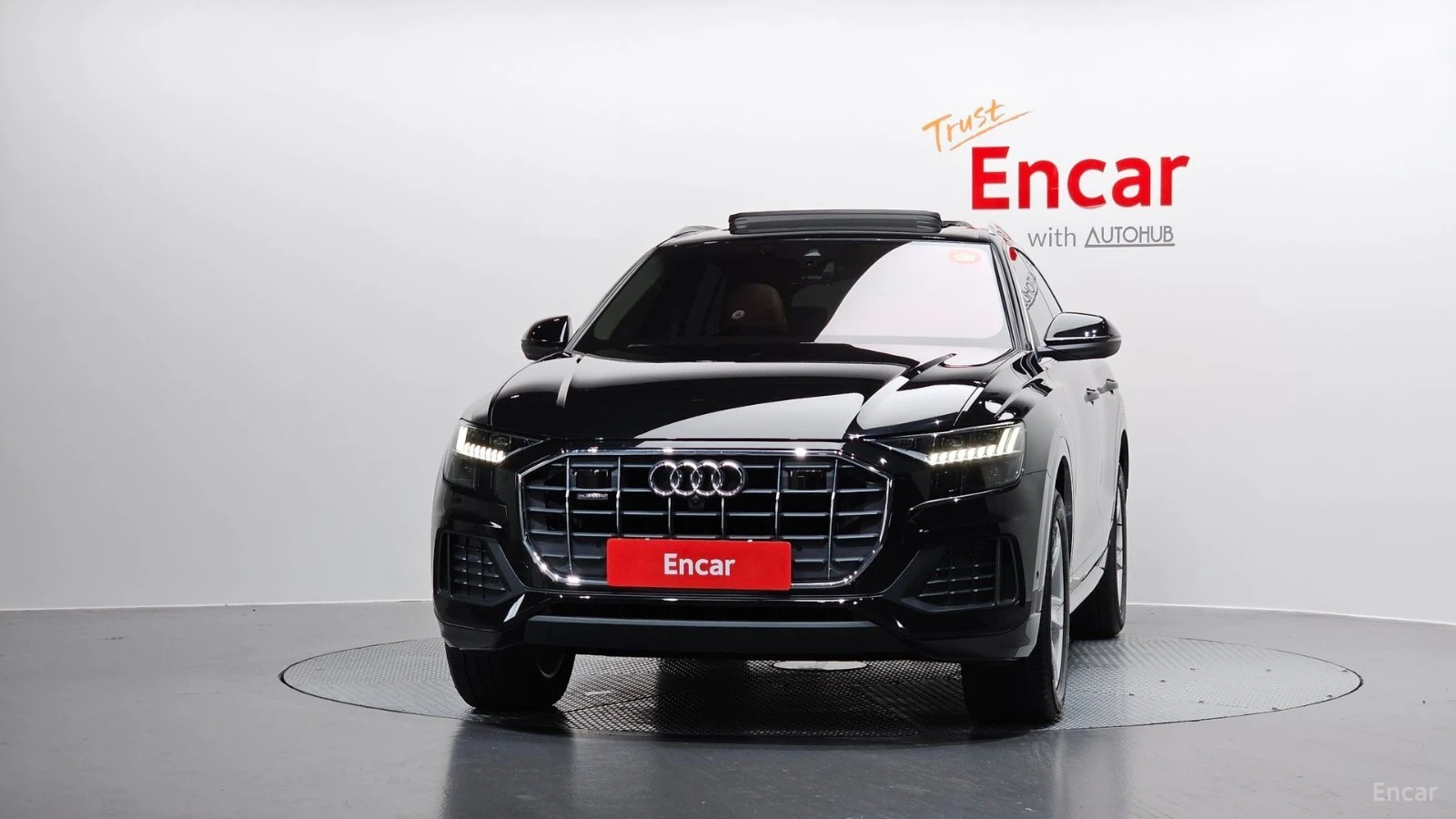 Audi Q8 45 TDI QUATTRO PREMIUM* HUD* КОЖА* ОБДУХВ* НАВИ* П, снимка 3 - Автомобили и джипове - 55465761