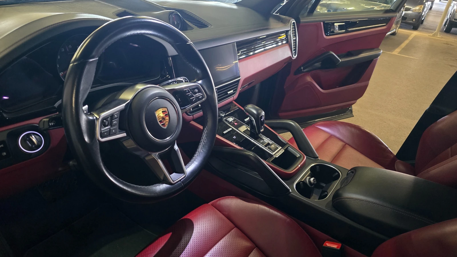 Porsche Cayenne 3.0 T, снимка 11 - Автомобили и джипове - 55559047