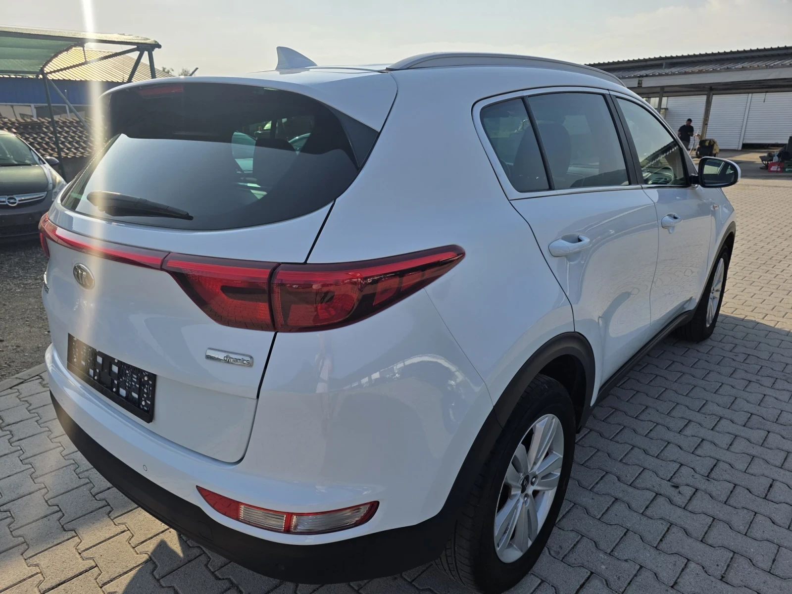 Kia Sportage 1.7CRDi 141kc NAVi KAMERA Лизинг, снимка 7 - Автомобили и джипове - 55935377