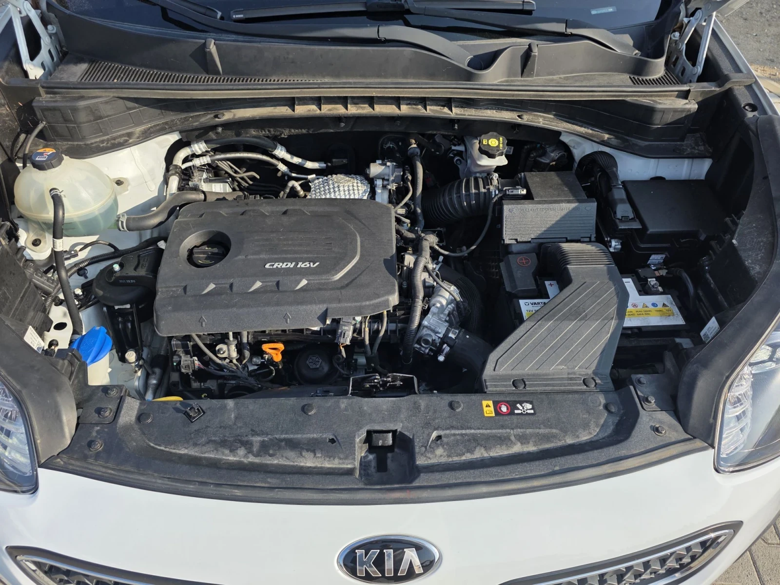 Kia Sportage 1.7CRDi 141kc NAVi KAMERA Лизинг, снимка 16 - Автомобили и джипове - 55935377