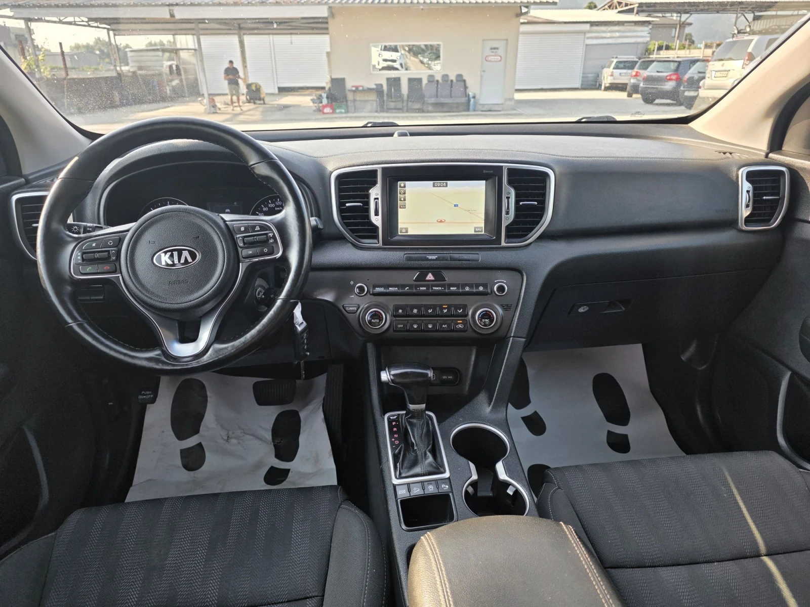 Kia Sportage 1.7CRDi 141kc NAVi KAMERA Лизинг, снимка 10 - Автомобили и джипове - 55935377