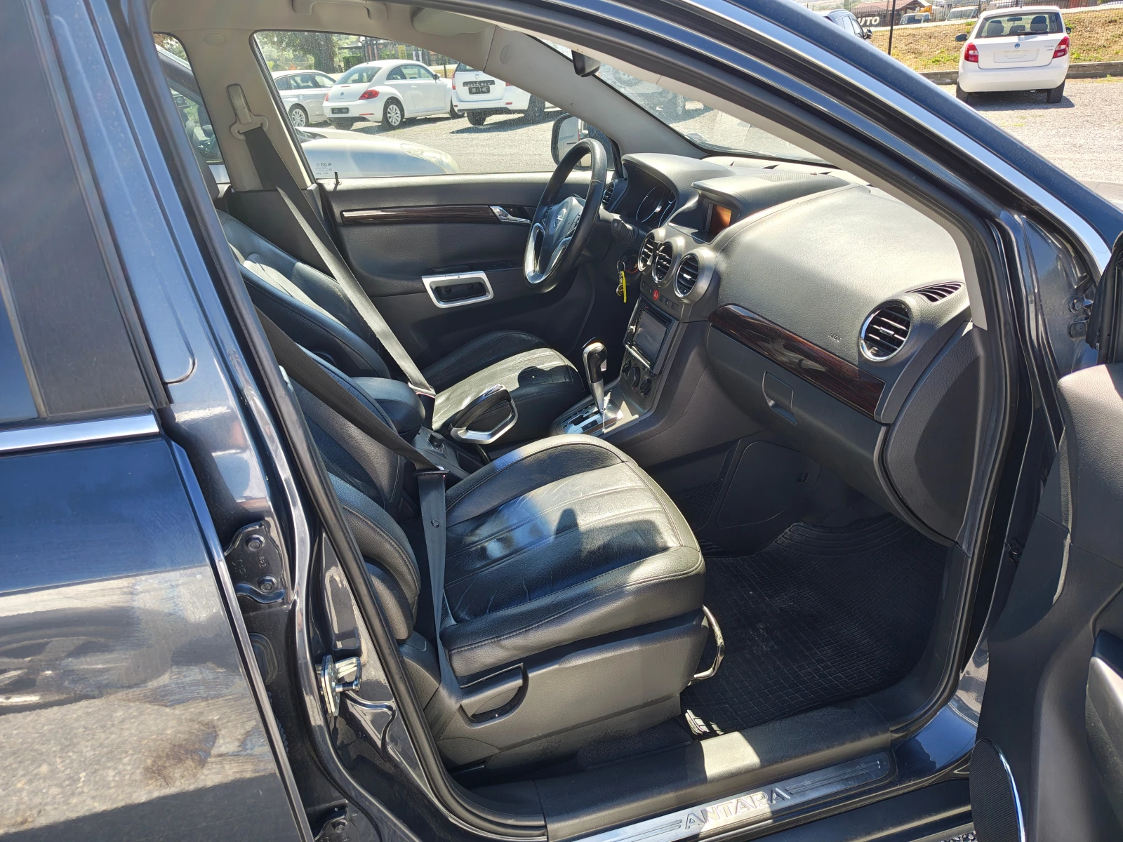 Opel Antara 2.0 CDTI, снимка 11 - Автомобили и джипове - 55960074