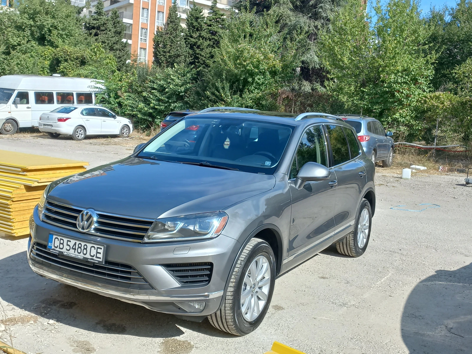 VW Touareg, снимка 3 - Автомобили и джипове - 56117403