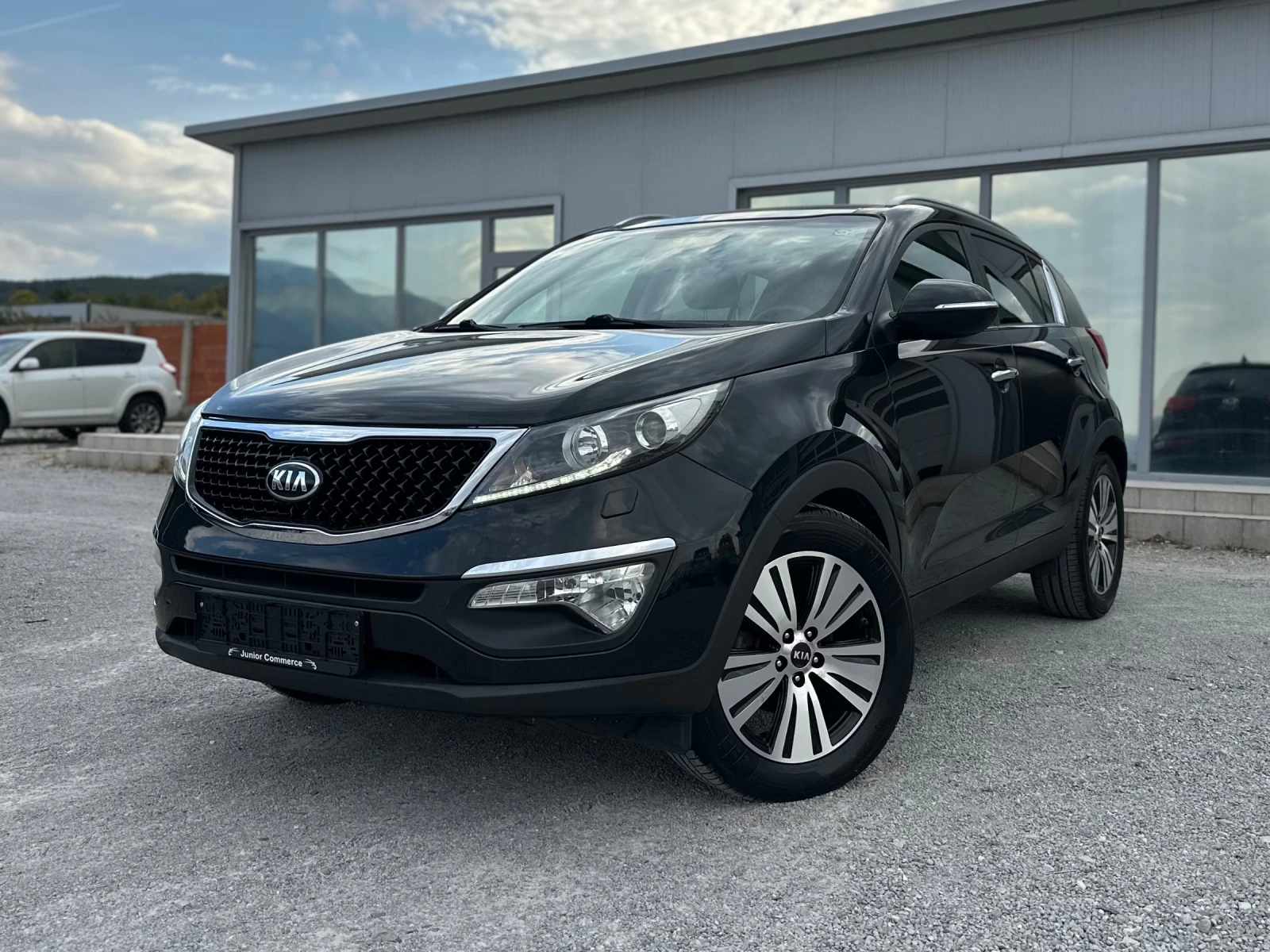 Kia Sportage 1.7CRDI-ЛЕД-КОЖА-КАМЕРА-НАВИ