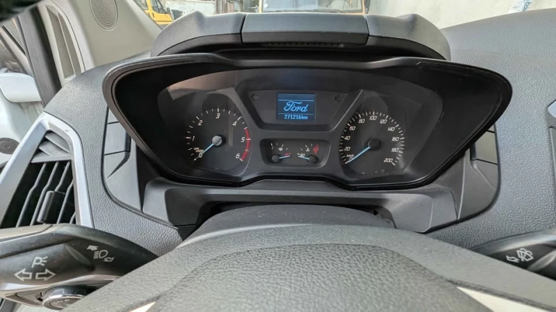 Ford Transit Custom, снимка 11 - Бусове и автобуси - 51956203