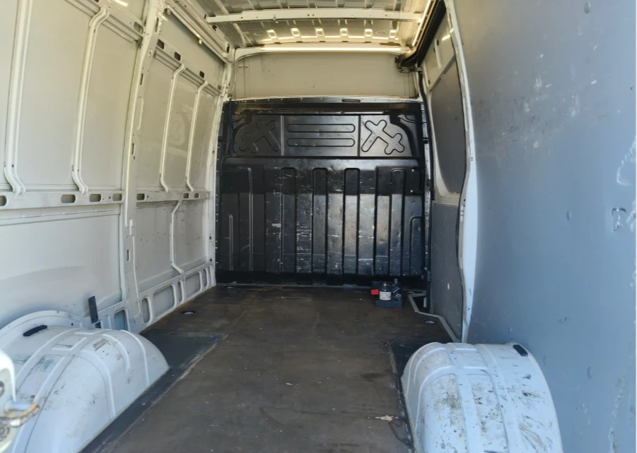 Iveco 35c18 kat b - изображение 4