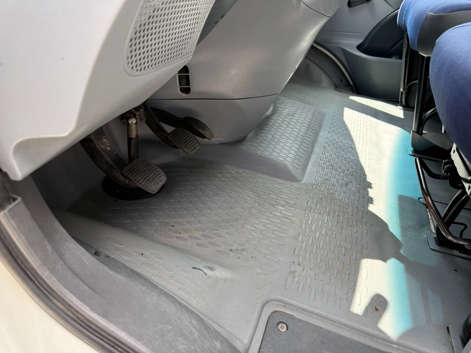 Iveco Daily 40C12 до 3.5т. 4.30м. Падащ борд , снимка 11 - Бусове и автобуси - 54594068