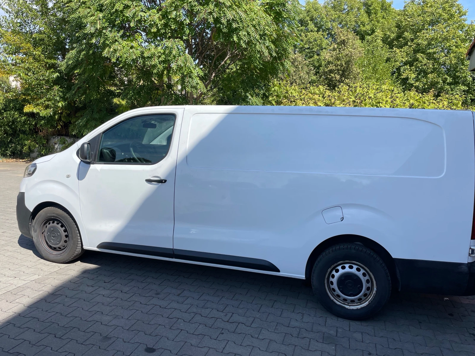 Opel Vivaro 2 0 hdl, снимка 7 - Бусове и автобуси - 56085563