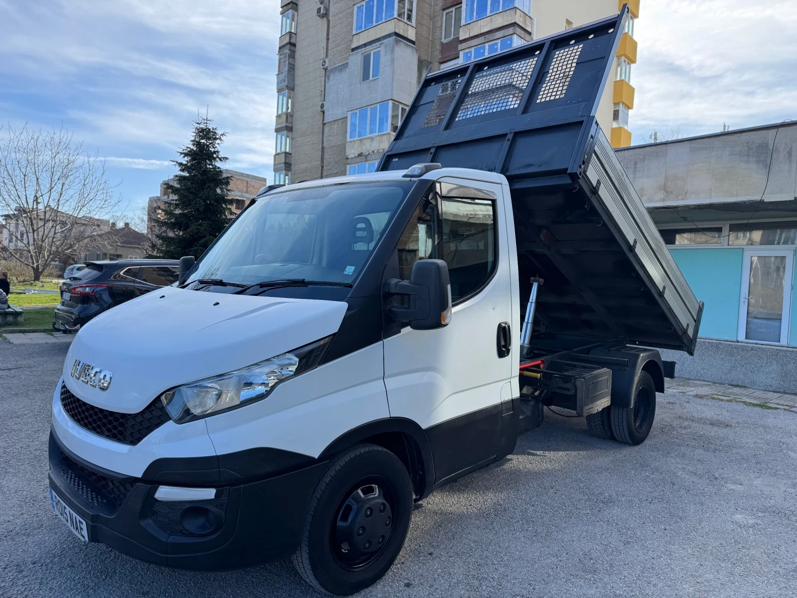 Iveco 35c13 Самосвал до 3.5т. 8 тонен крик!, снимка 2 - Камиони - 53935469