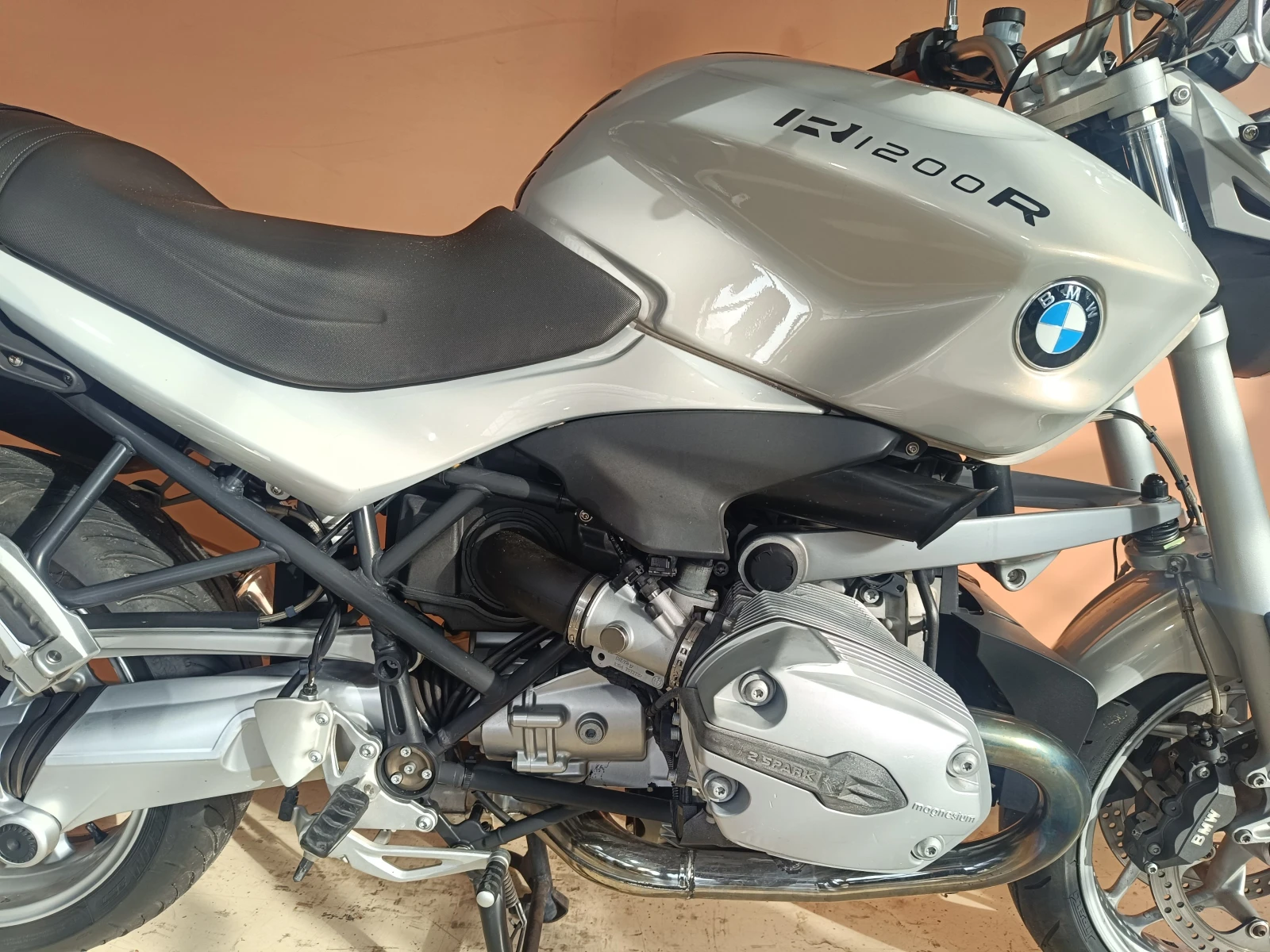 BMW R R1200R  ABS - изображение 7