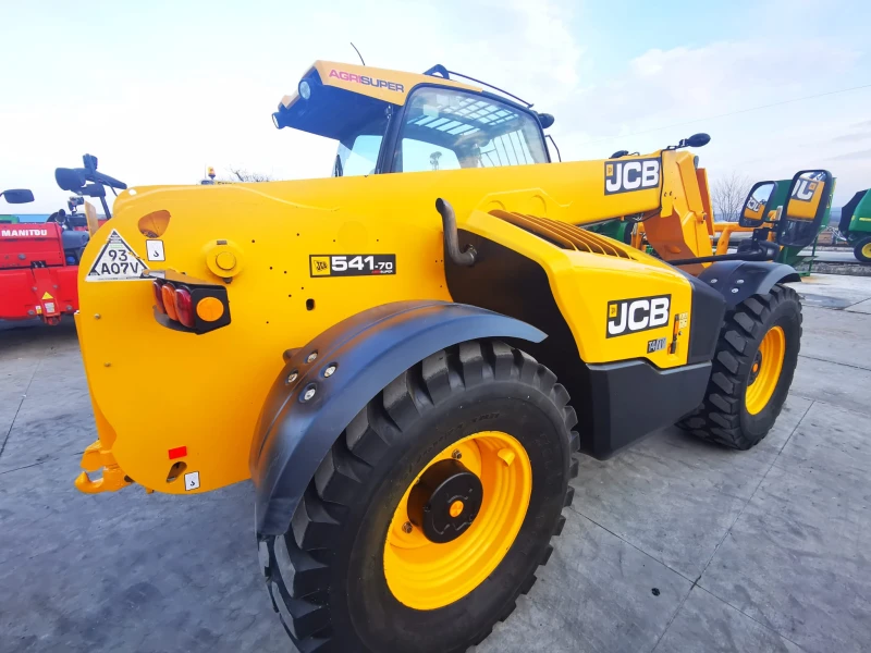 Телескопичен товарач JCB 541-70 AGRI SUPER лизинг с първонач. вноска 20% , снимка 3 - Селскостопанска техника - 48885288